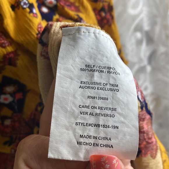 Coco + Jaimeson Boho Chic Off The Shoulder Mustard yellow retro floral Fall M - Picture 12 of 15